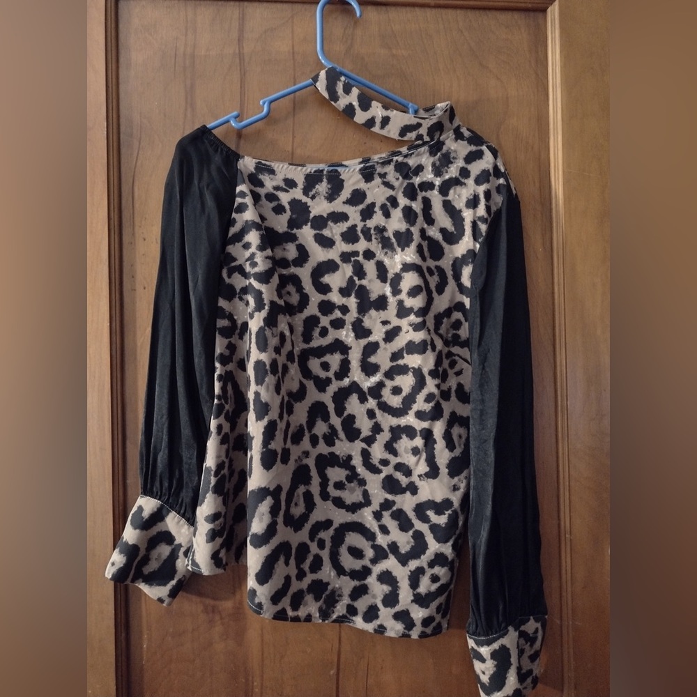 SHEIN Leopard Print Blouse